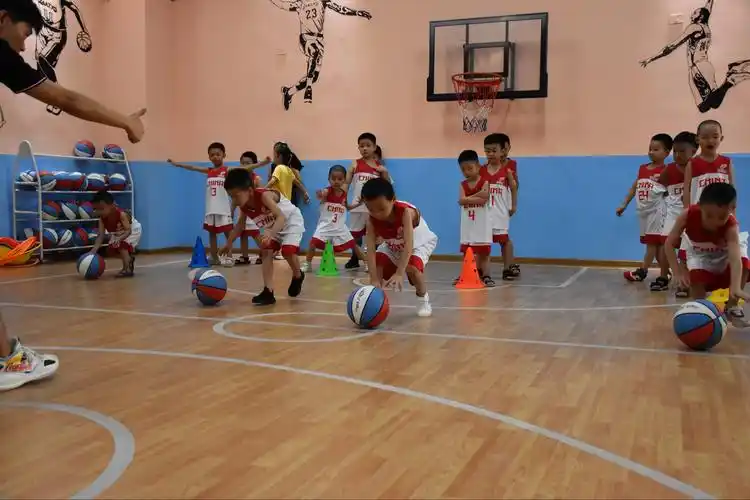 全星少儿篮球暑假班正式开课啦