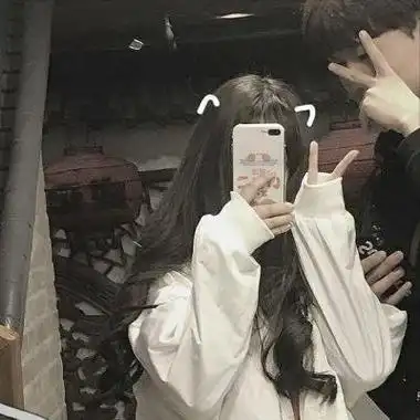 比心79qq情侣头像