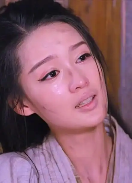 不能让李沁演战损,她一哭,我感觉全世界都亏欠了她02 #爱上特种兵