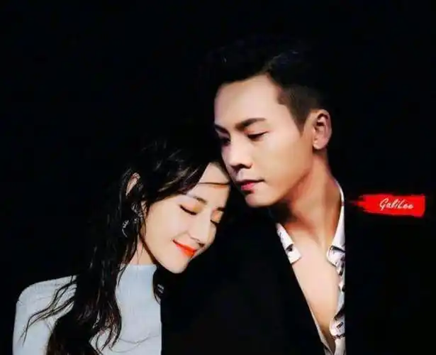 陈伟霆和迪丽热巴合体时尚芭莎演艺罗密欧与朱丽叶火了