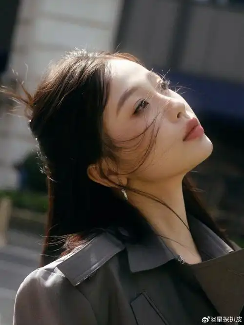 虞书欣复古灰色套装##虞书欣学姐系精英感