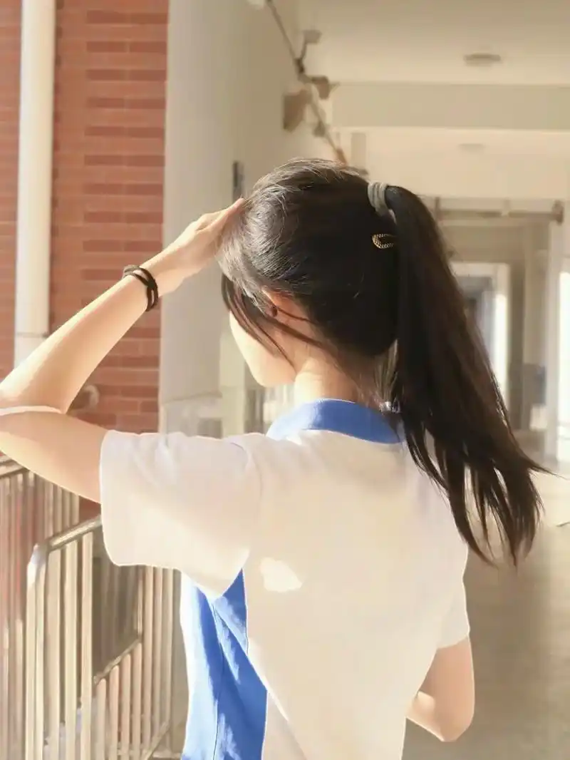 我夏天是一定要扎高马尾的上体 - 抖音