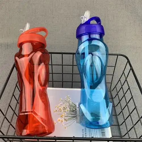 创意时尚太空不规则变形吸管杯礼品手提便携户外运动塑料水瓶定制
