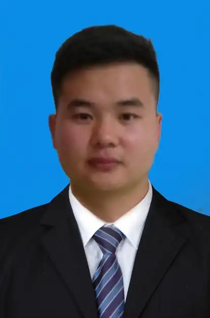 跪求大神帮我p个西装的证件照