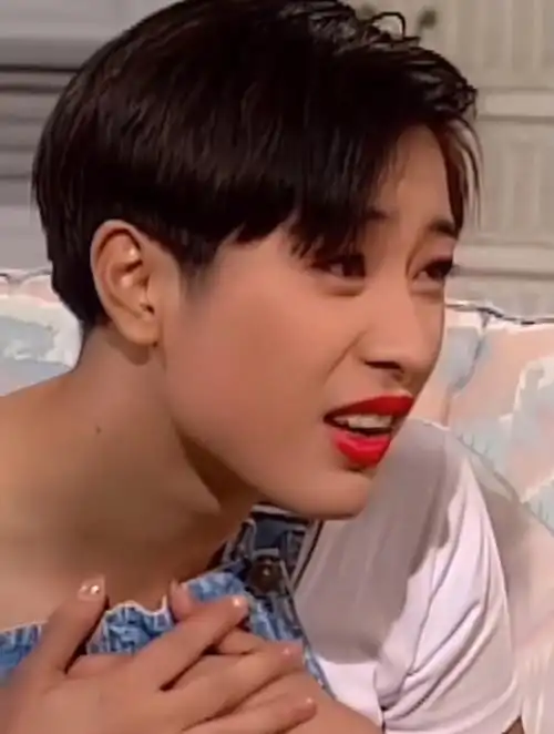 陈法蓉短发女神,精致的脸庞太靓丽了-度小视