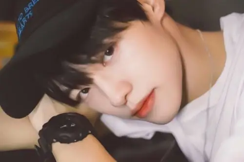 丁程鑫 施展壁纸 自修