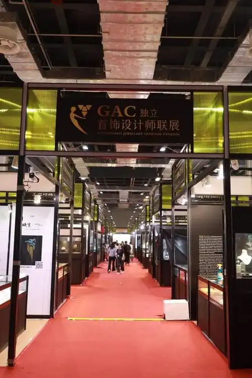 1,200多家珠宝商汇聚上海,2023上海国际珠宝首饰展昨日开幕|钻石|饰品