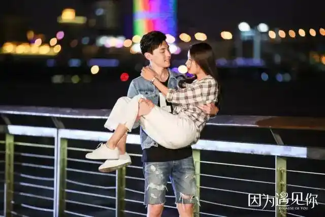 《因为遇见你》收官,新晋流量小哥哥邓伦帅我千百遍