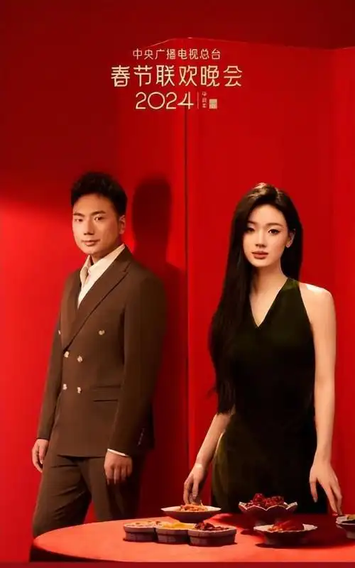 彝族歌手从凉山出来的不在少数,除了海来阿木,还有吉克隽逸,莫西子诗