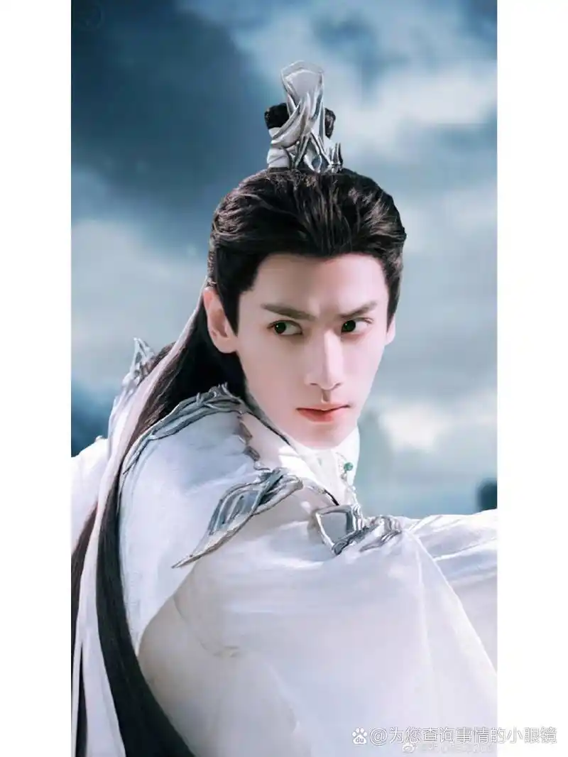 第十三期︳小鱼仙倌---罗云熙06 救命,这盛世美颜是想帅死谁啊(图片