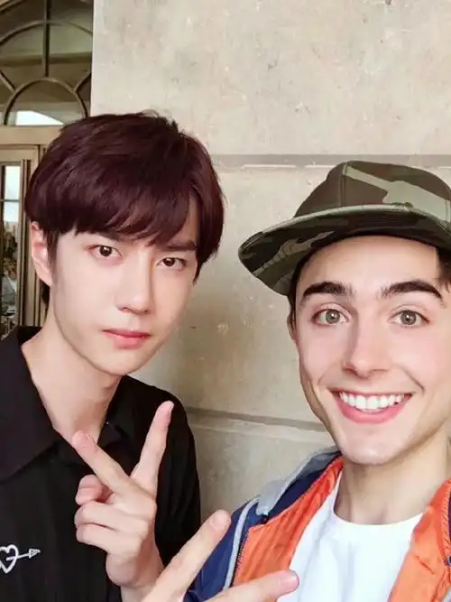 属于季向空的一些合照#王一博