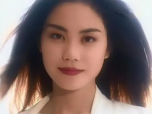 王菲《千岁情人》造型,网友说第2个最美,我却独爱第4个