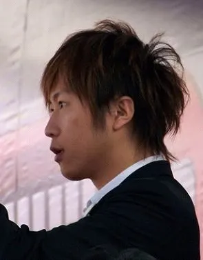 为什么大家都说白种人属于劣等种族呢 因为他们的体毛还没有蜕化掉.