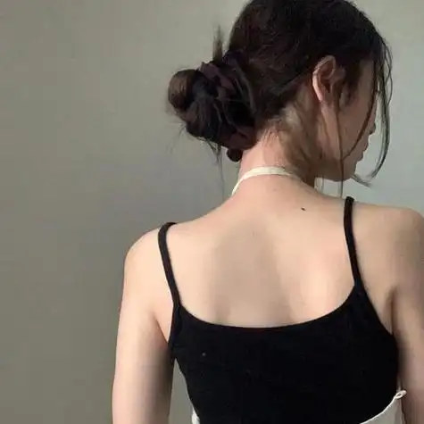 性感背部头像女生 女生头像图片大全 -【爱个性】