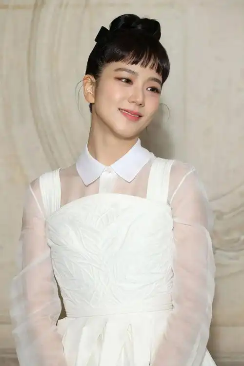 金智秀公主风造型##金智秀刘海