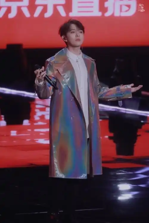 [尤长靖][新闻]201111 尤长靖献上新歌《启》首秀舞台 高音一波接一波