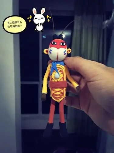 这款手工作品是教大家用布片来制作大圣的人偶布偶,这类布偶最重要的