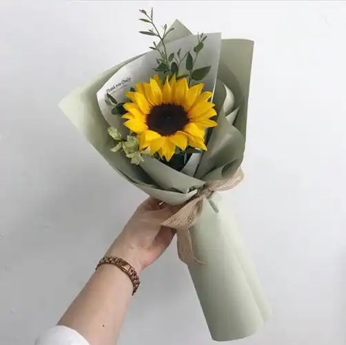 15:25:10向日葵花束日化用品包装xiaomifengcaihua同采自www