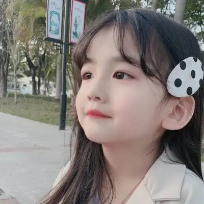 高清超火的卖萌可爱小女孩头像图片