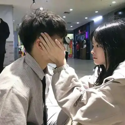 2021最新情侣头像一对两张双人高清图片