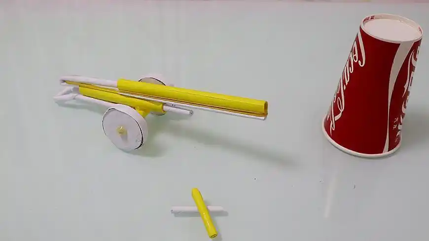 帅气好玩的桌面迷你小钢炮折纸做法非常简单够小朋友玩一天的