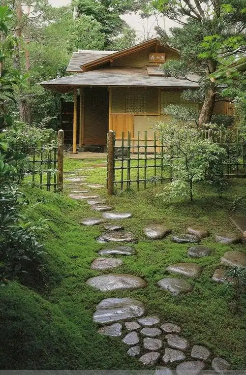 日本禅僧大师的庭院茶室设计