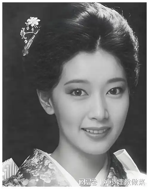 四,晚年温情,爱的重生高山英子不仅是杨洸的好友,更成为了庞学勤晚年