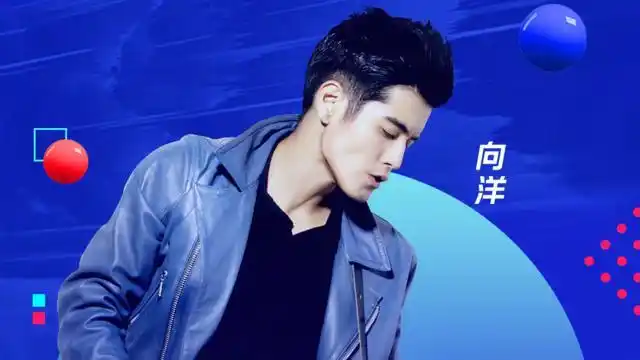 美人糖儿      #中国新歌声# 向洋《城里的月光》 《女人花》美人