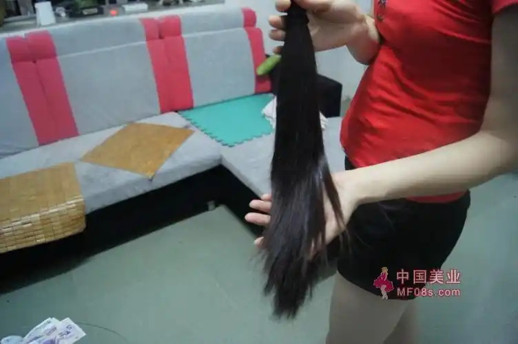 剪下美丽少妇上下一样齐的好发-深圳mm269#(9) 剪发_中国长发