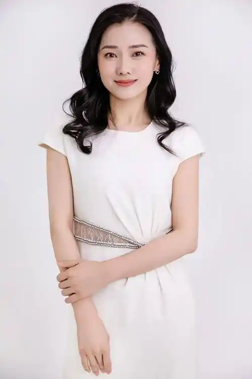 晋剧青年演员郑芳芳荣获第31届中国戏剧梅花奖_山西省_表演_晋中市