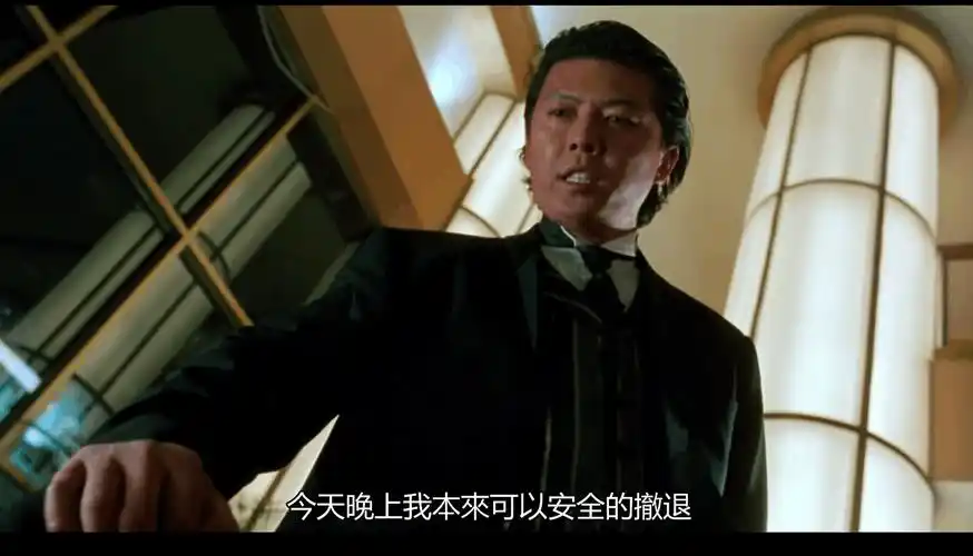 23岁出道靠演反派红极一时, 经典台词人一定要靠自己, 他就是王霄