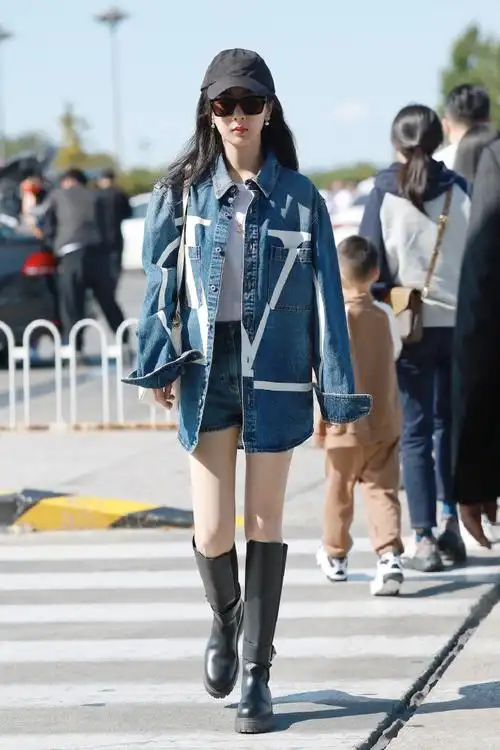 杨紫  in  paris fashion week杨紫的巴黎之行开始啦 !