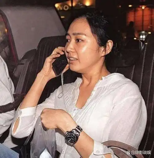 天王嫂朱丽倩:宁愿被藏21年46岁给刘德华生子,普通人真做不到