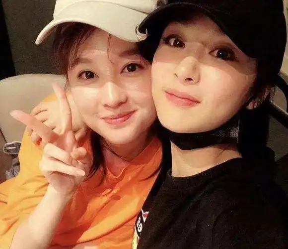 "豪门千金"乔欣:住3亿豪宅,背百万名包,她的背景有多牛?