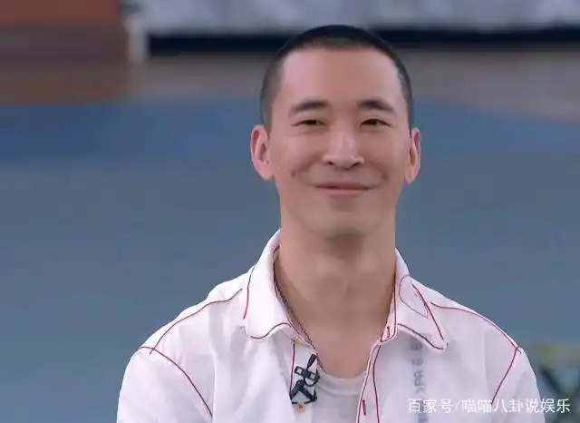 黄立行是c班班主任,c班原33人,留下15人.