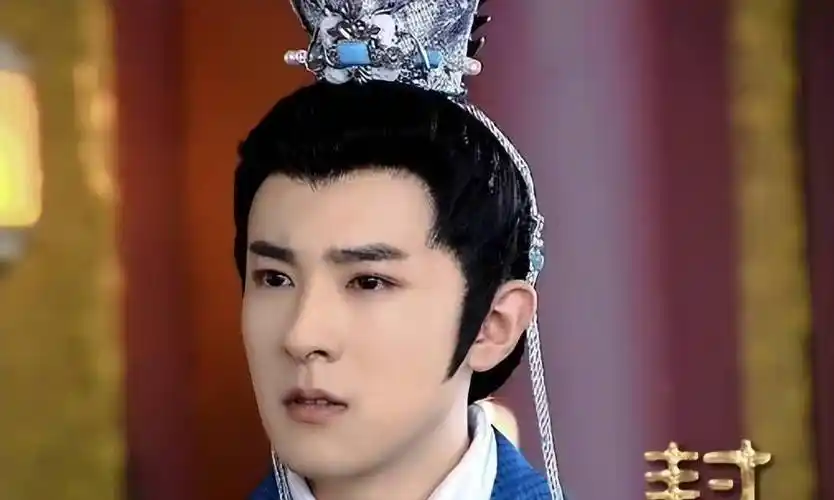 演员季肖冰被曝隐婚当爸,女友孕肚明显快生了_秘密_娱乐_消息