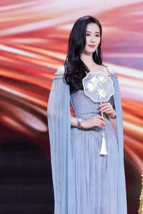 霜雪天降03刘诗诗! 仪态端庄03刘诗诗!