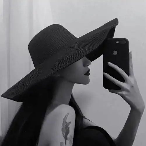 【微信头像】女半身黑白