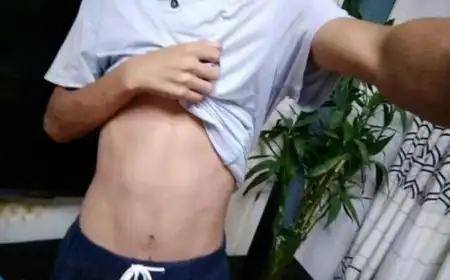 练腹肌期内不可吃哪些食物