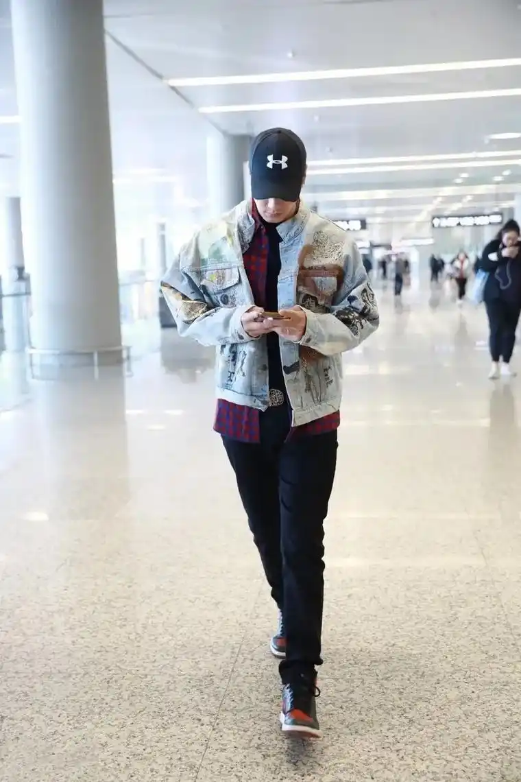 轻熟男春季如何搭配牛仔夹克外套