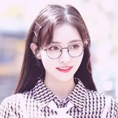 许佳琪头像. 自调.禁二改. 二传请标明出处. 抱图dd.