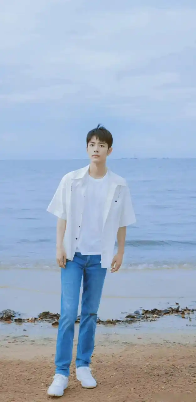 肖战海边写真#清新自然的随拍,青春而蓬勃