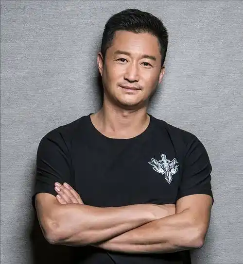 吴京回应300亿事件,为他带来压力和内疚,恳请大家不要继续宣传_票房