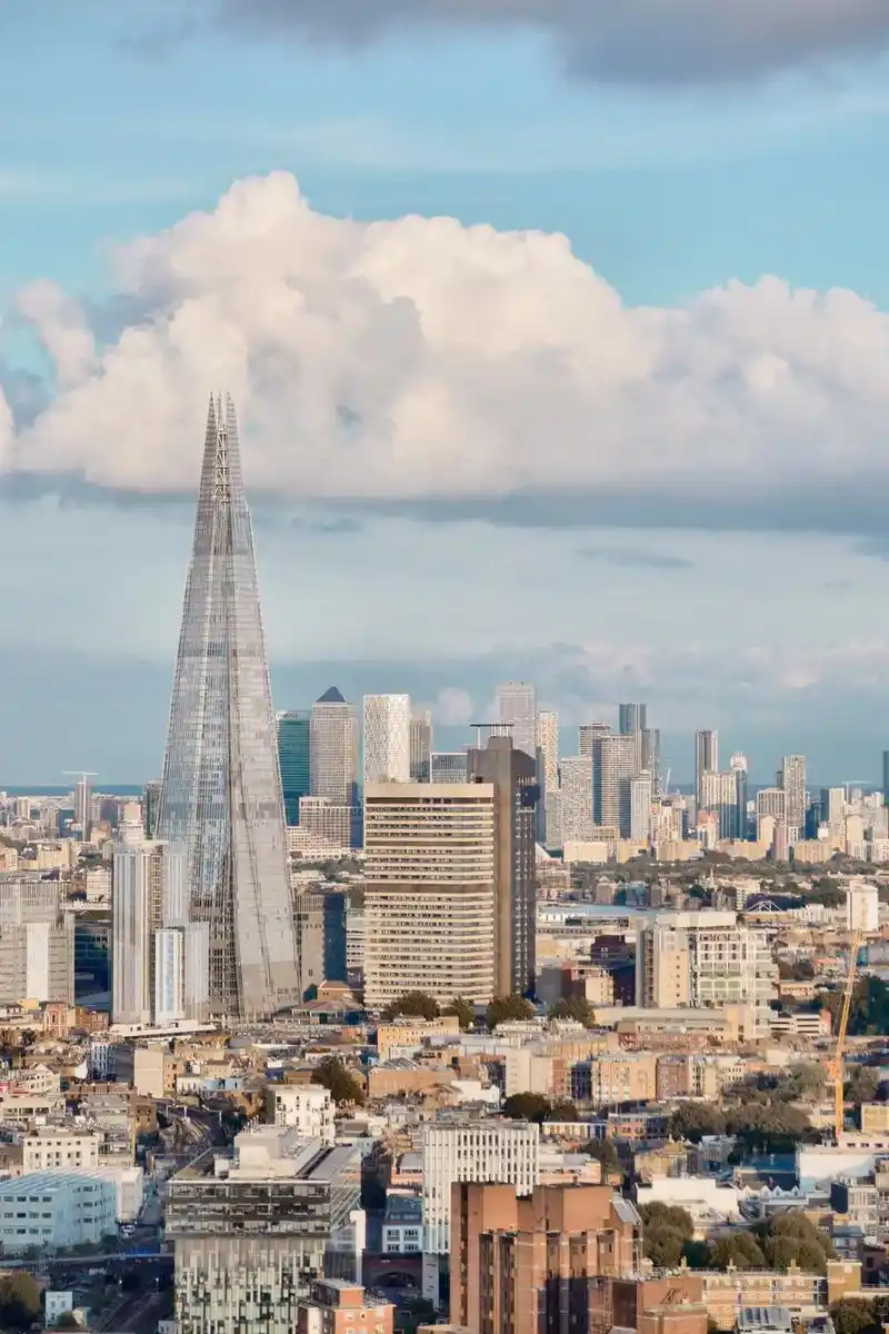 初秋的九图伦敦 #摄影 #城市风景 #城市记忆 #治愈 #我 - 抖音