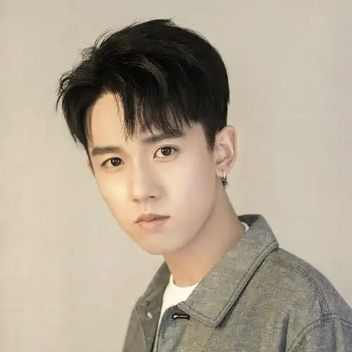 2电视剧9综艺1张耀,1997年4月29日出生于辽宁省沈阳市,中国内地男演员