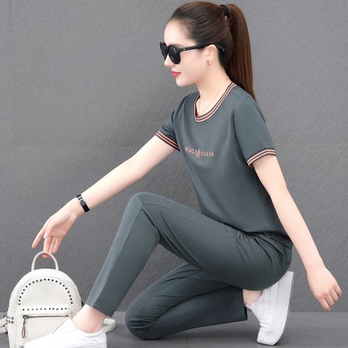 夏季运动套装 女式圆领套头短袖运动休闲两件套