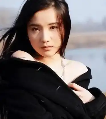 演员宋佳:为梦想放弃陈龙,因婚姻抛弃张黎,如今她现况如何?