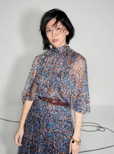 孙燕姿简约优雅大片写真图片