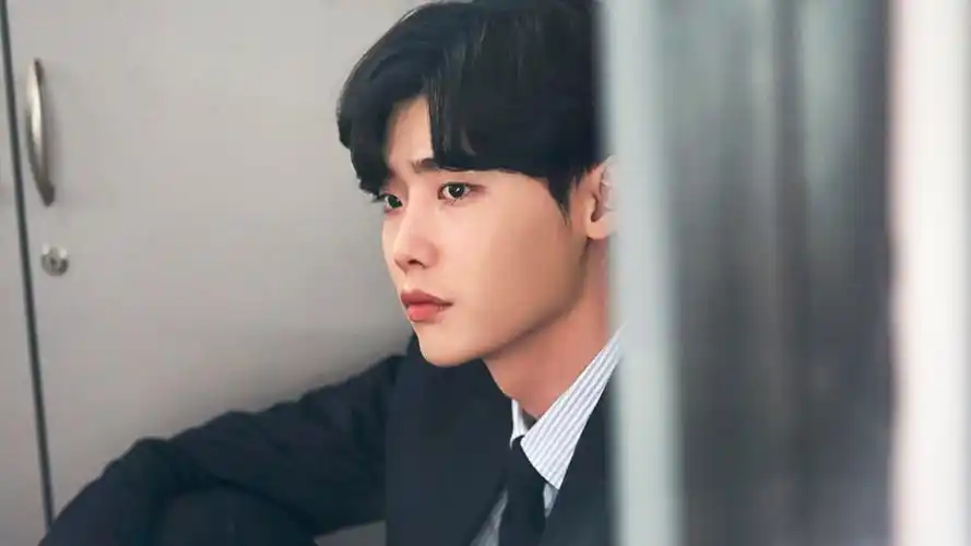 电脑明星静态壁纸>李钟硕 当你沉睡时 帅气剧照桌面壁纸壁纸壁纸图片