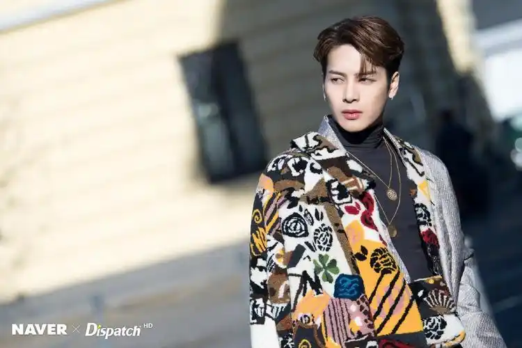 王嘉尔xd社naver米兰时尚高清大图嘎嘎的新壁纸又来了